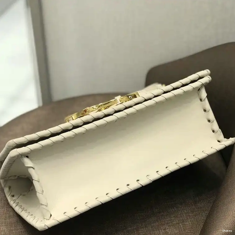 20B570240 Dio Bags 0715